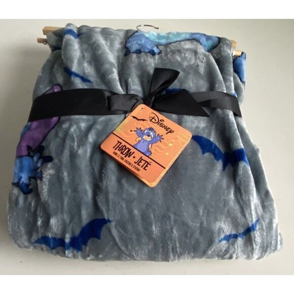 Disney Stitch Halloween Bats Dark Gray Soft Plush Throw Blanket 60” x 70” NEW - Picture 8 of 12